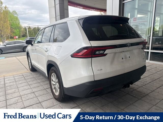 Used 2025 Toyota Grand Highlander AWD image 12