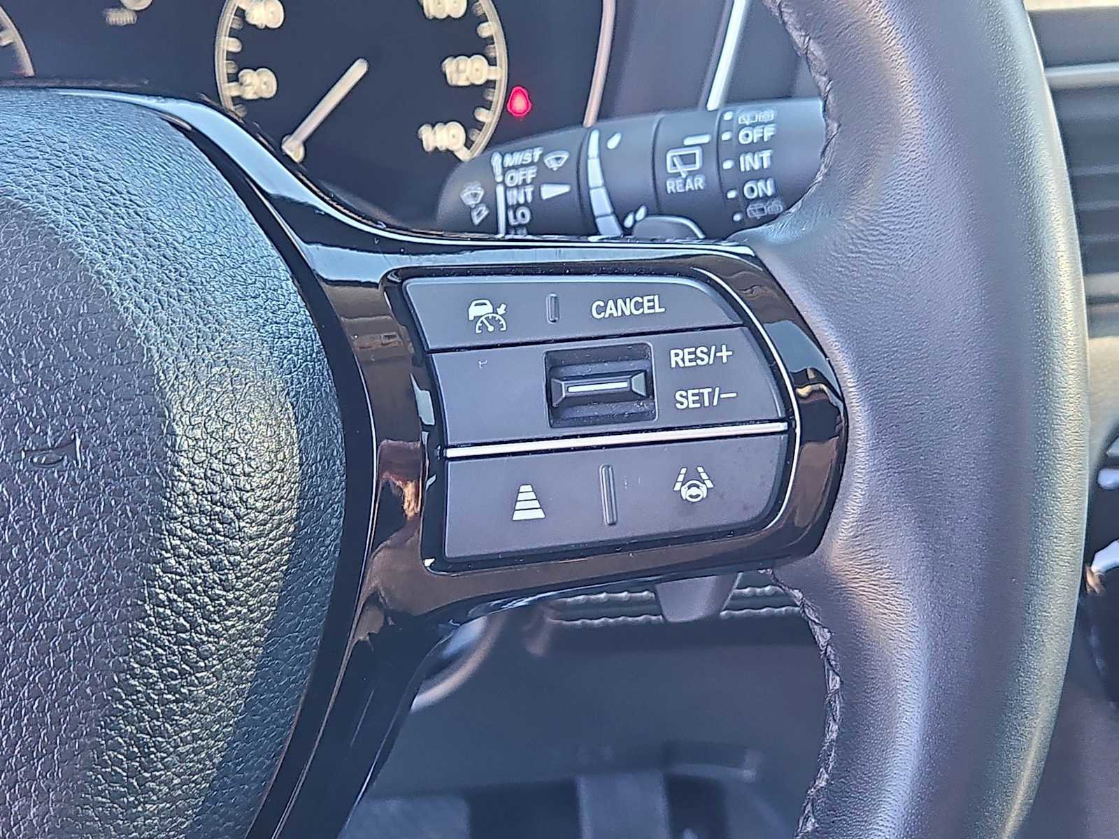 Certified 2025 Honda Pilot Touring image 27