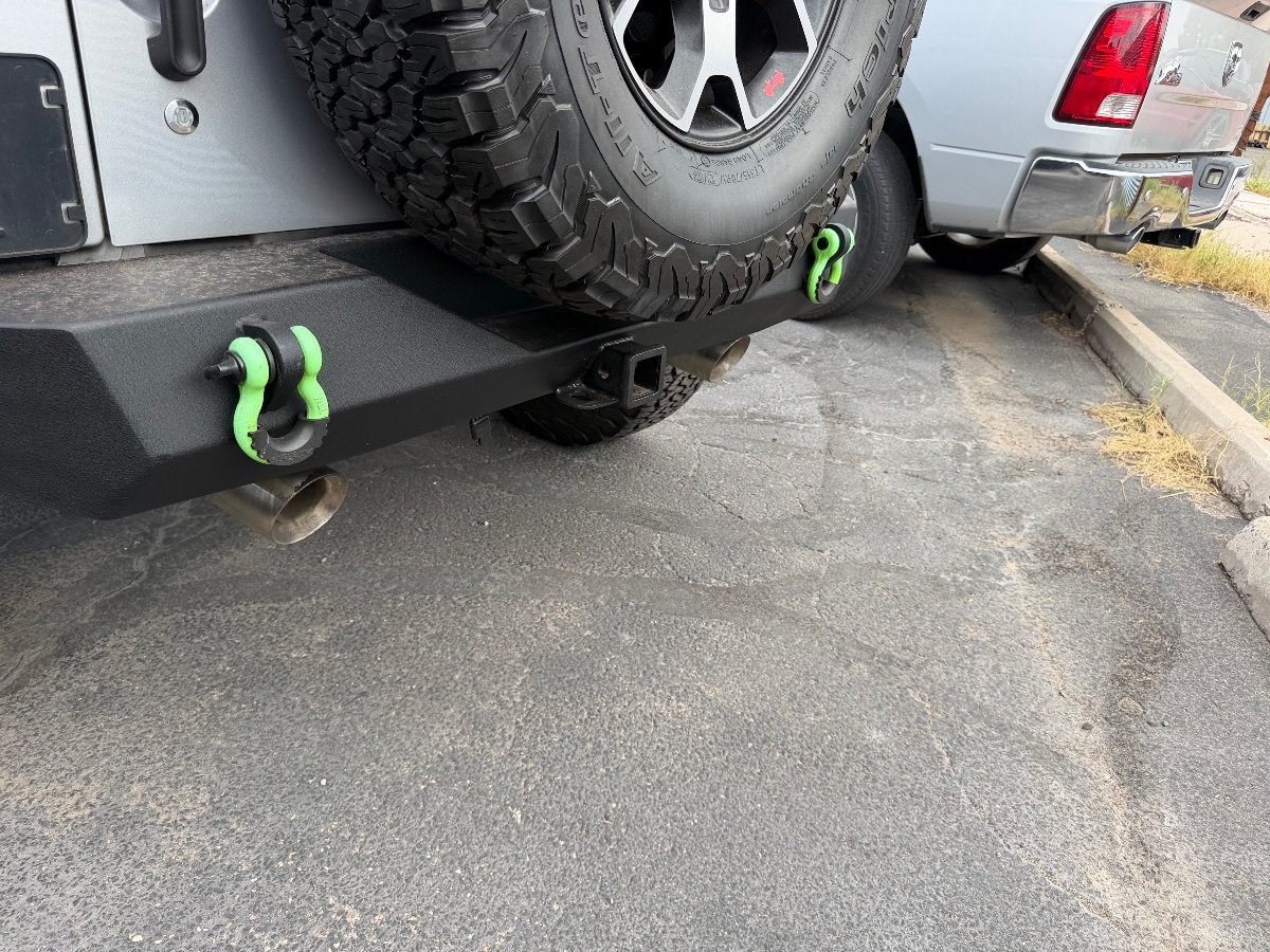 Used 2018 Jeep Wrangler Unlimited Sahara w/ Connectivity Group AWD/4WD image 68