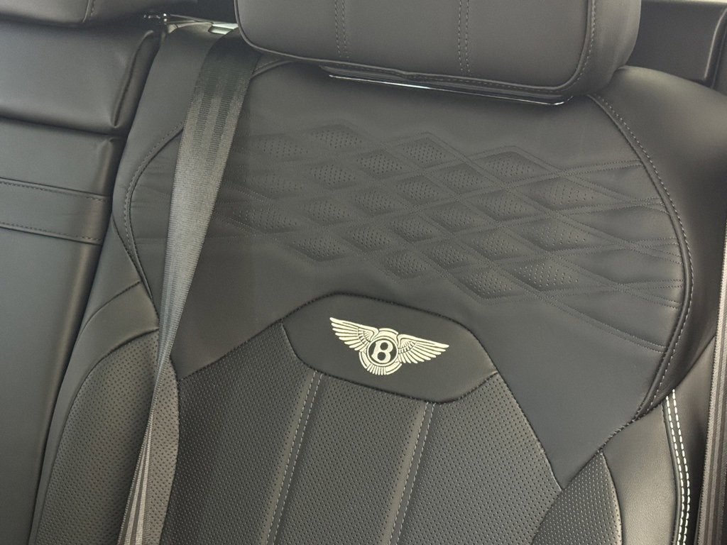 New 2025 Bentley Bentayga image 47
