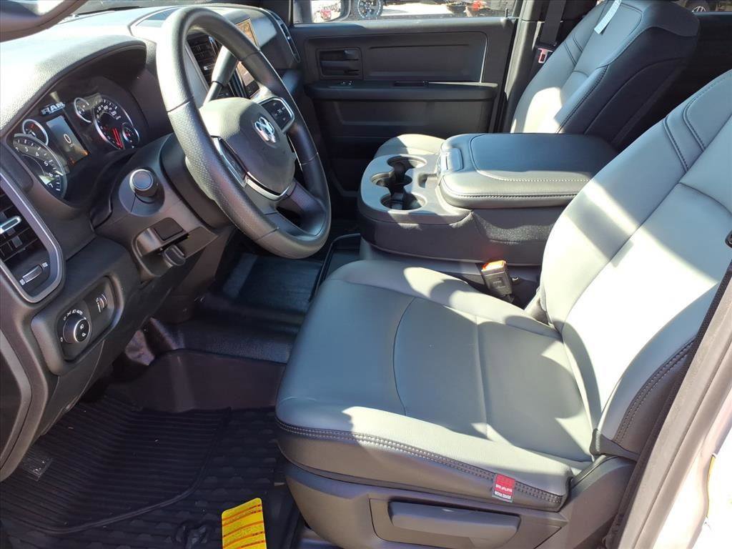 New 2026 RAM 2500 Tradesman w/ Chrome Appearance Group image 3