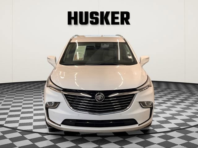 Used 2023 Buick Enclave Essence w/ Trailering Package, 5000 lbs. AWD/4WD image 3