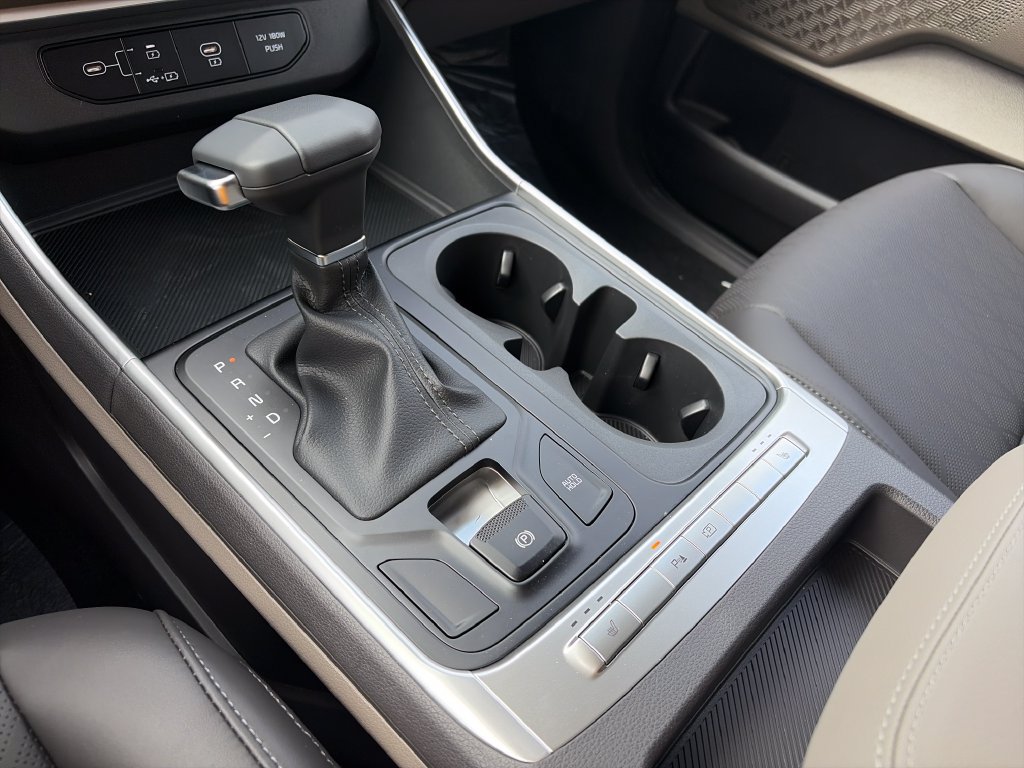 New 2027 Kia Carnival FWD image 22