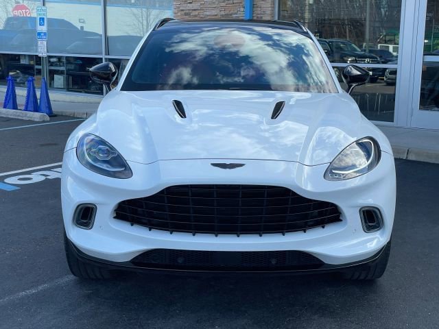 Used 2023 Aston Martin DBX image 14