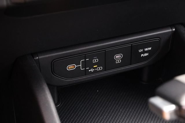 Used 2025 Kia K4 FWD image 18