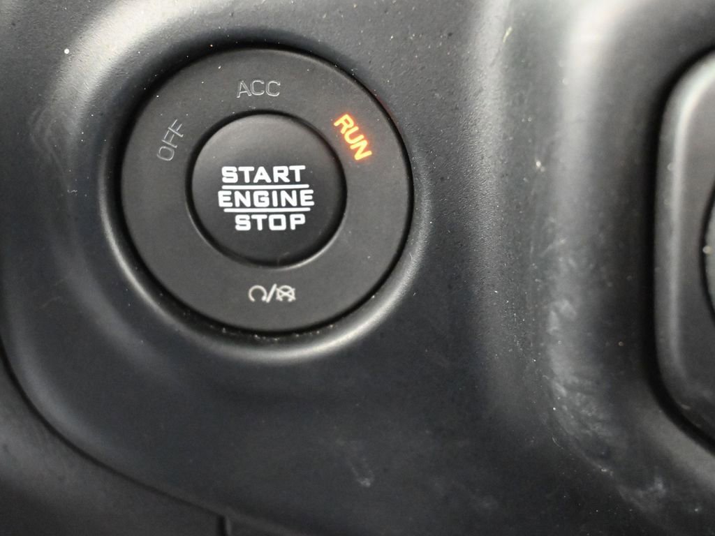 Used 2023 Jeep Gladiator Rubicon w/ Trailer Tow Package image 29