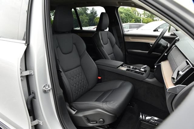 Used 2025 Volvo XC90 B6 Plus AWD/4WD image 20