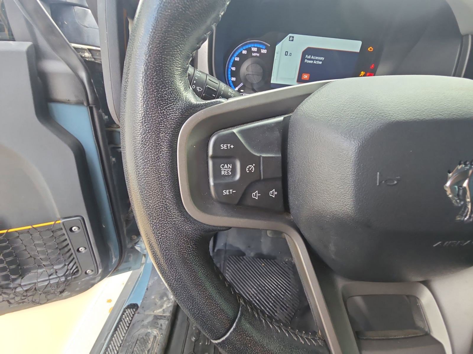 Used 2022 Ford Bronco Badlands image 14