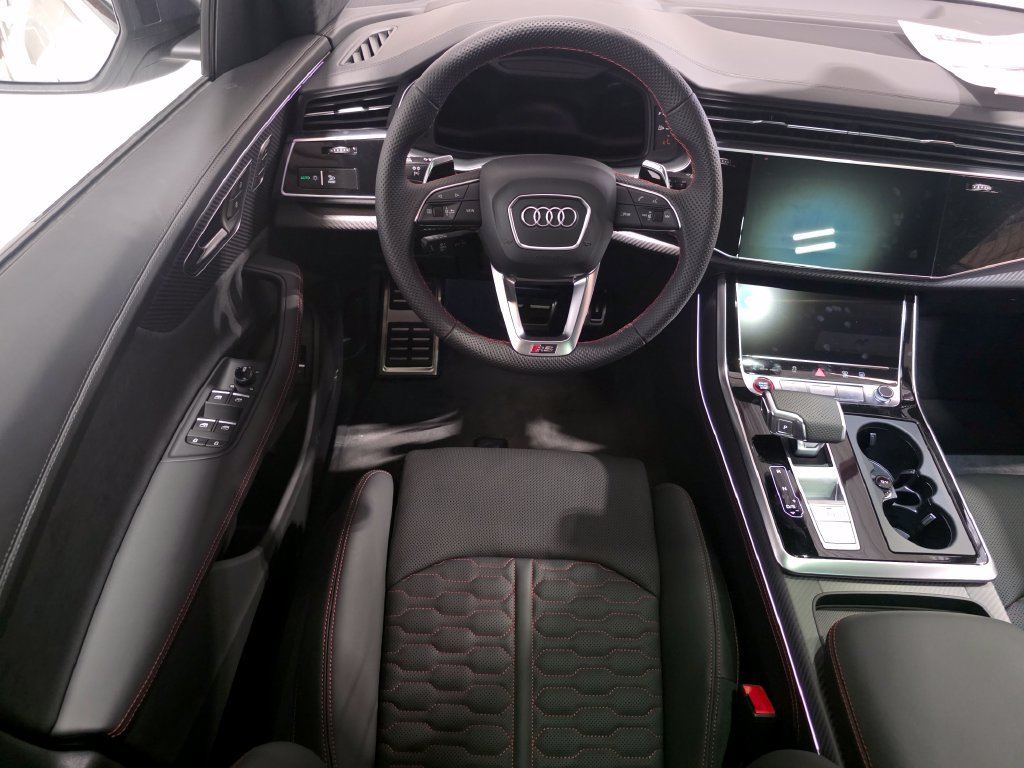 New 2027 Audi RS Q8 performance AWD/4WD image 17
