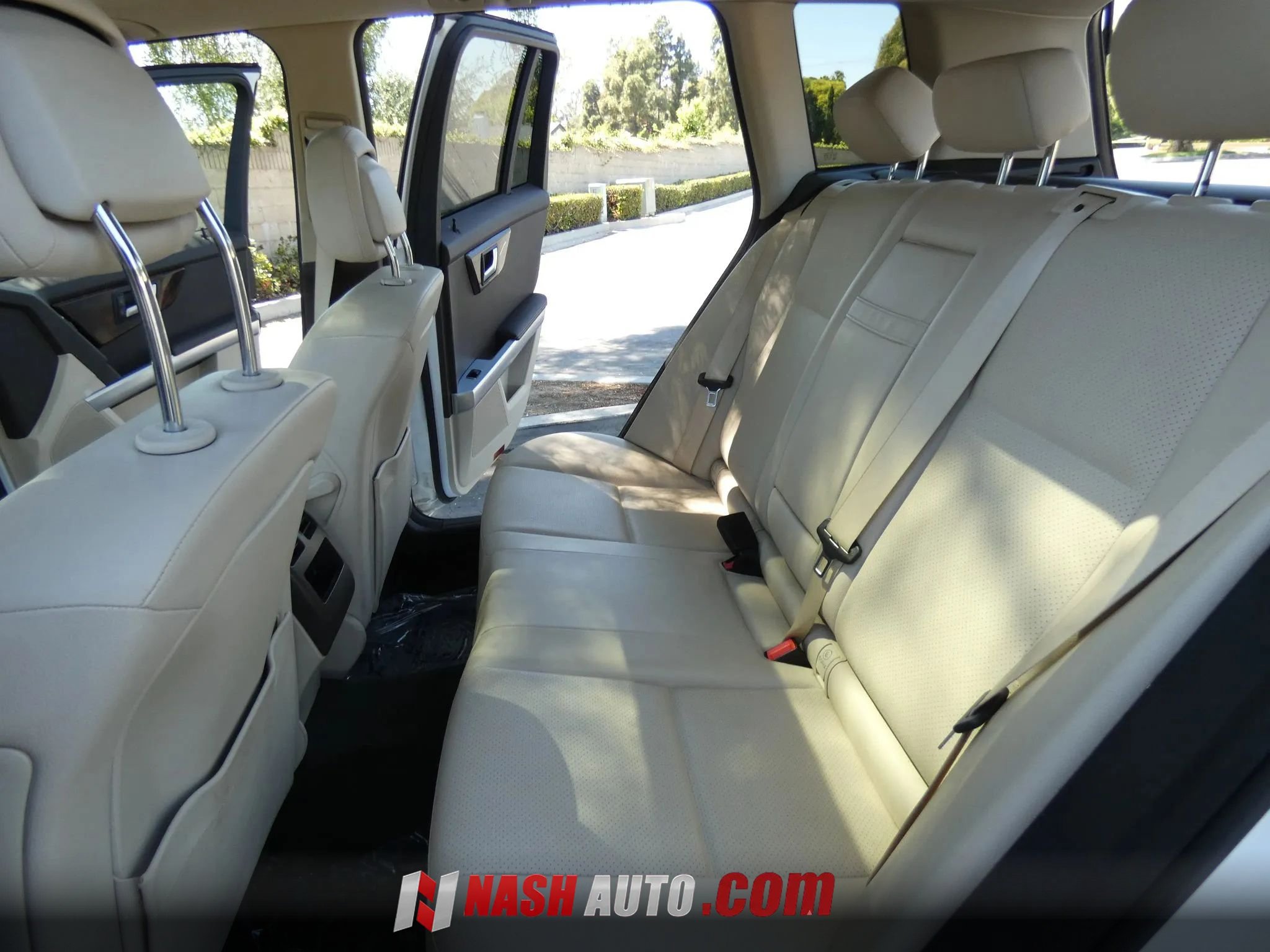 Used 2015 Mercedes-Benz GLK 350 2WD image 26
