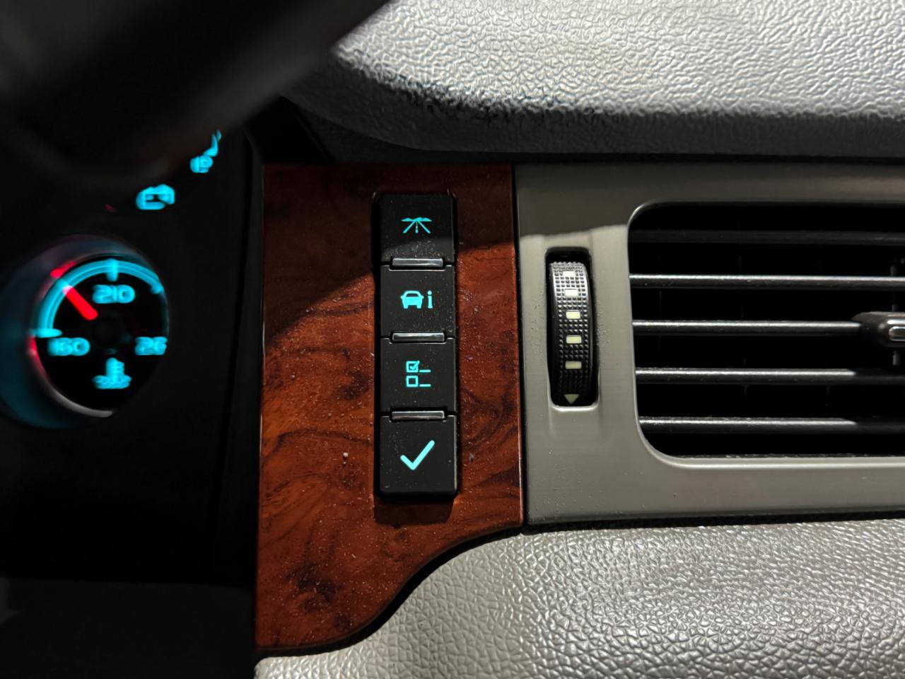 Used 2011 Chevrolet Silverado 3500 LTZ w/ LTZ Plus Package RWD image 26