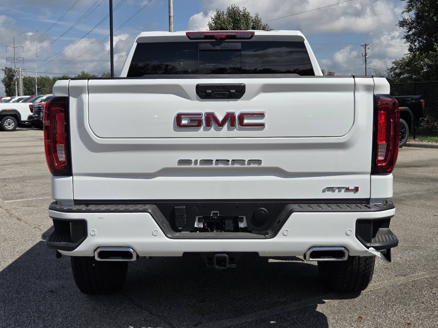 New 2026 GMC Sierra 1500 AT4 w/ AT4 Premium Package AWD/4WD image 18