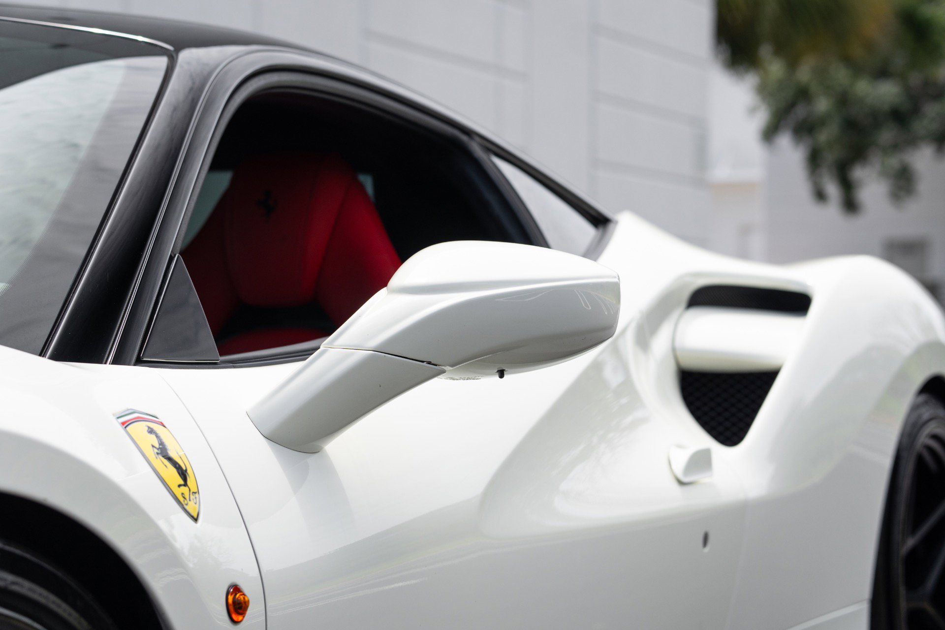 Used 2016 Ferrari 488 GTB RWD image 24
