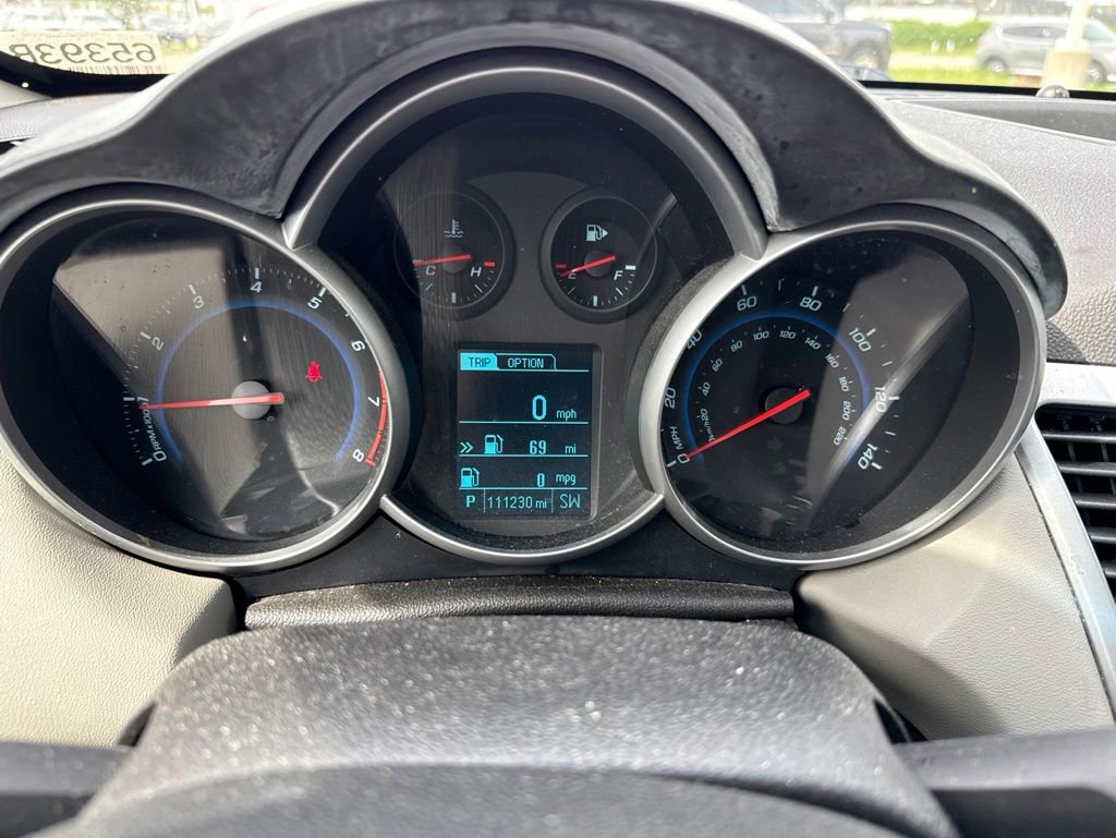 Used 2014 Chevrolet Cruze LS FWD image 19