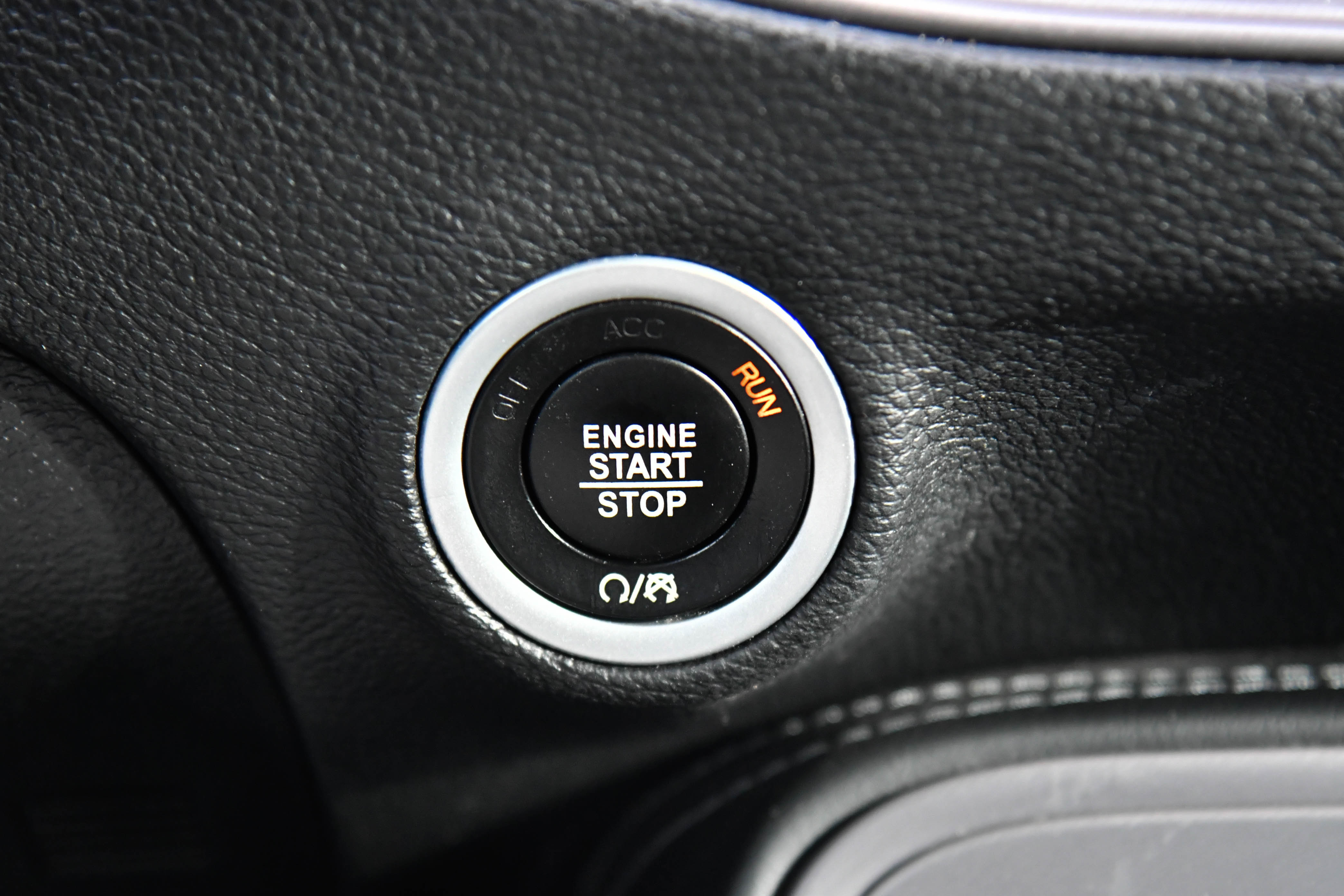 Used 2023 Dodge Challenger GT image 23