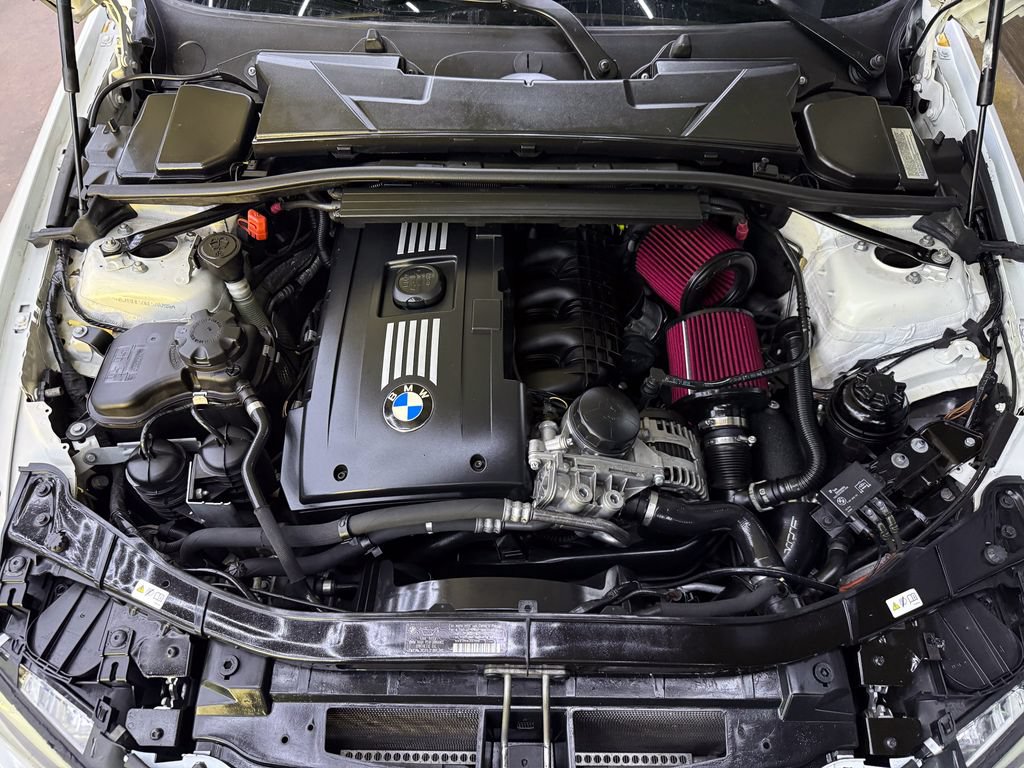 Used 2011 BMW 335is Convertible RWD image 25