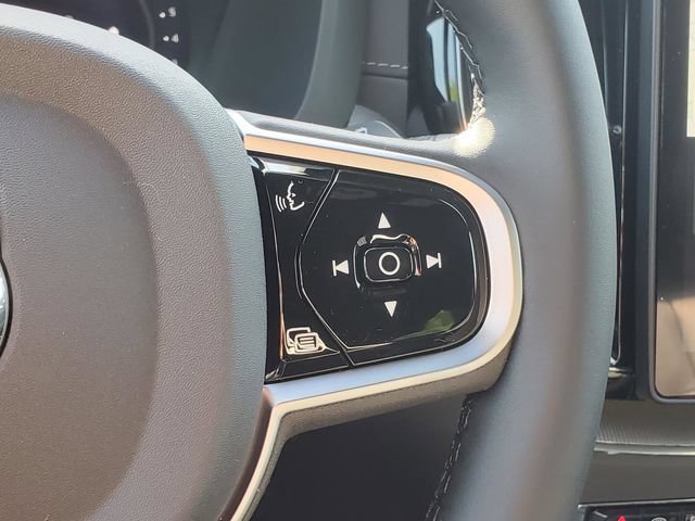 New 2026 Volvo XC60 B5 Ultra w/ Protection Package Premier AWD/4WD image 19
