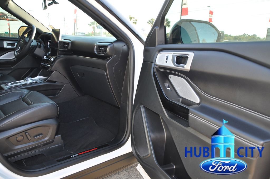 Used 2024 Ford Explorer ST w/ Equipment Group 401A image 17