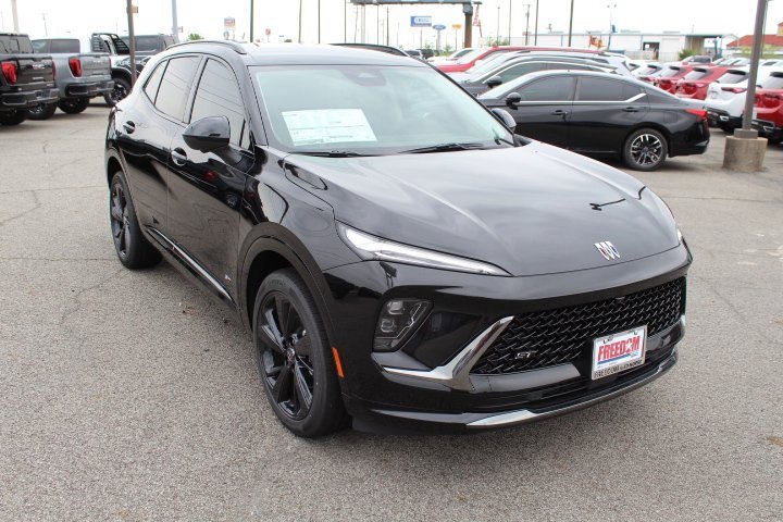 New 2025 Buick Envision Sport Touring image 7