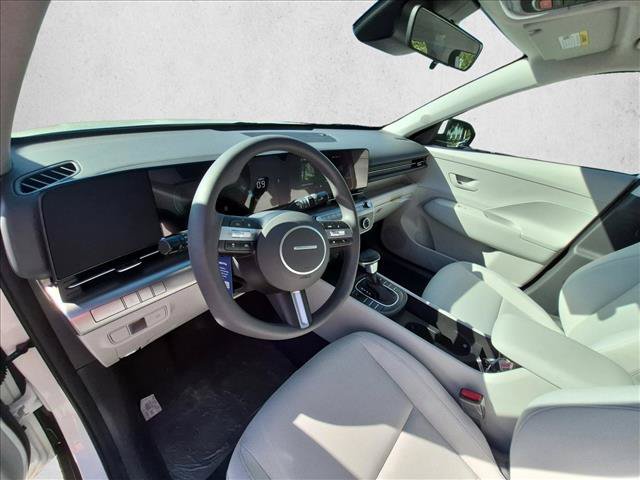 New 2027 Hyundai Kona SE FWD image 3