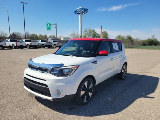 Used 2017 Kia Soul + w/ Designer's Package image 16