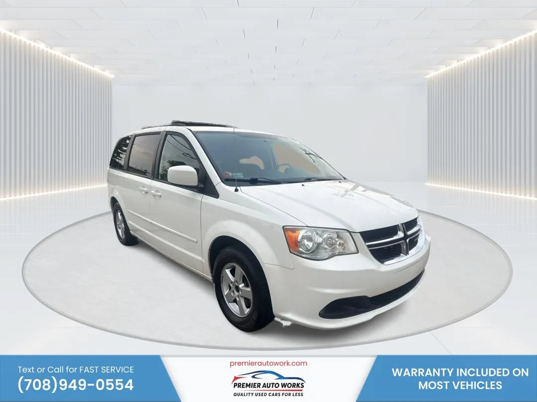 Used 2012 Dodge Grand Caravan SXT FWD image 3