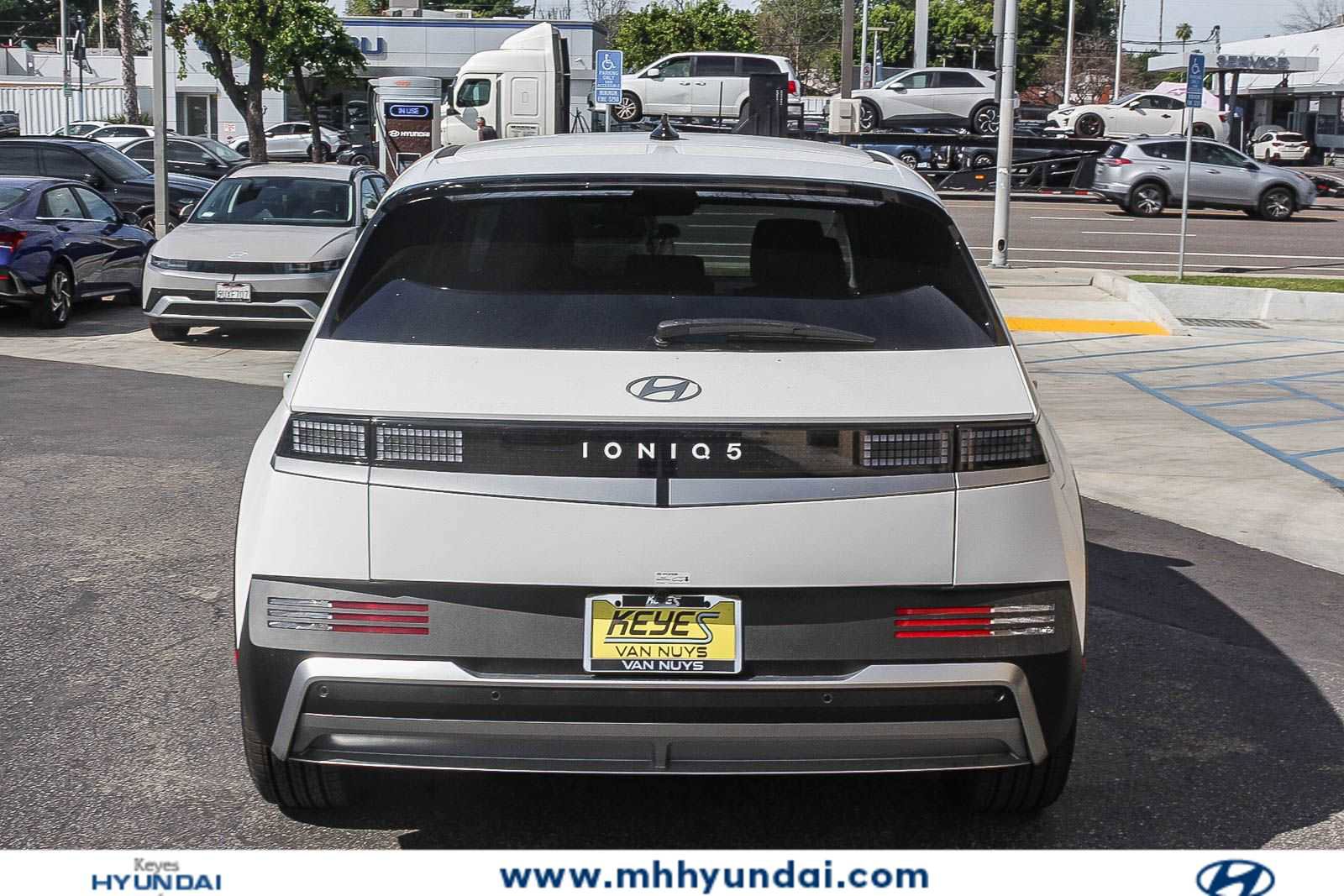 New 2026 Hyundai Ioniq 5 SEL RWD image 6