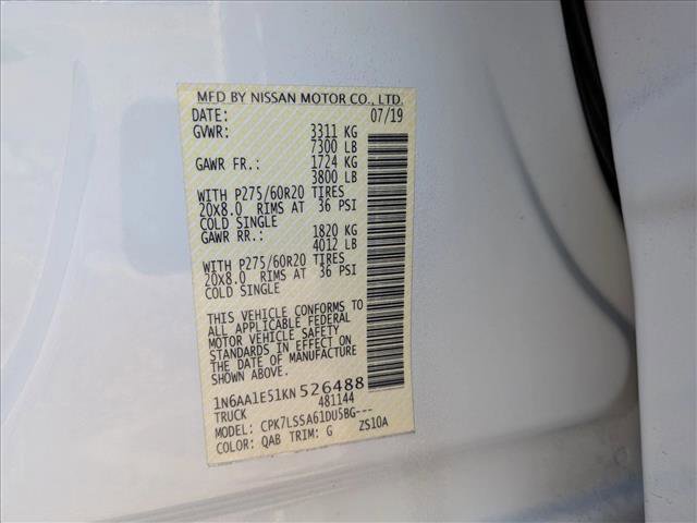 Used 2019 Nissan Titan SV w/ SV Convenience Package image 16