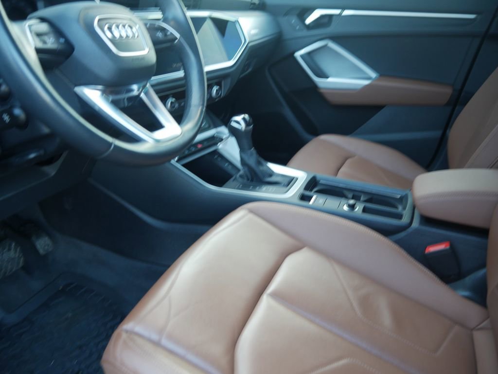 Used 2023 Audi Q3 2.0T Premium w/ Convenience Package image 20