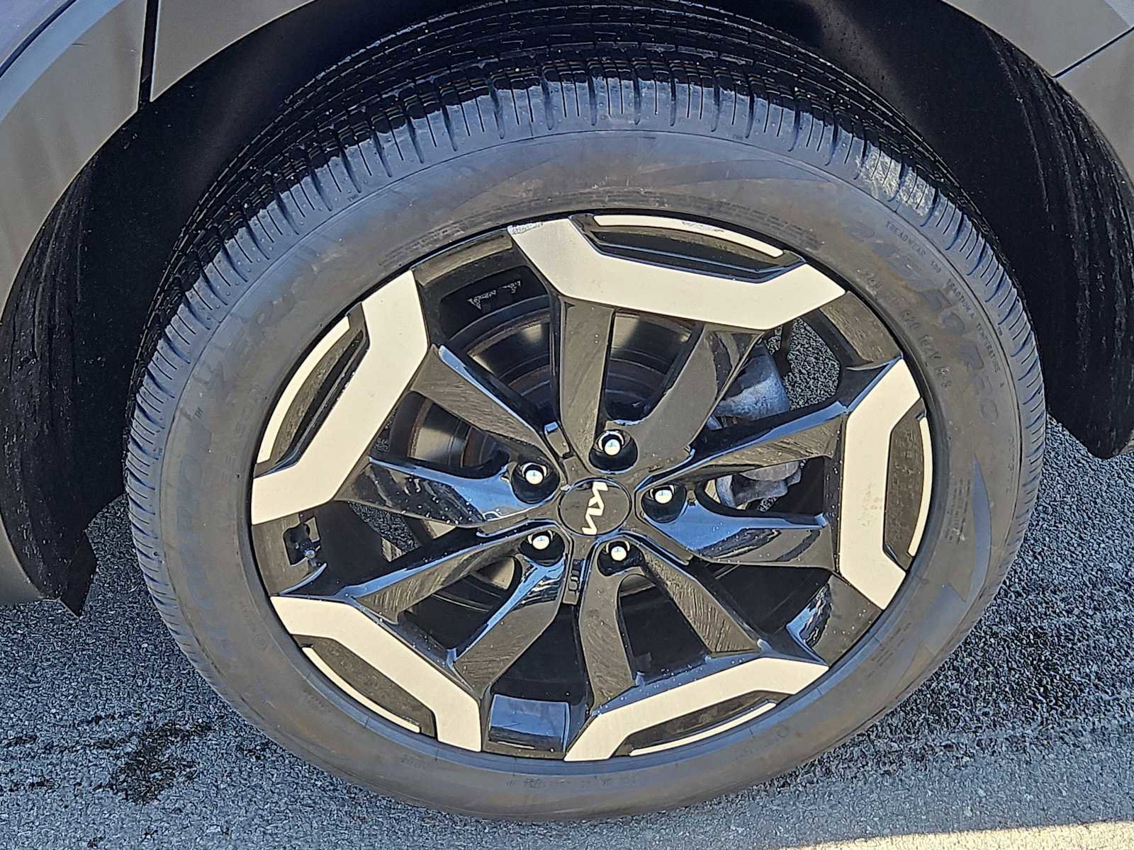 Certified 2023 Kia Telluride S w/ S Sunroof Package image 8