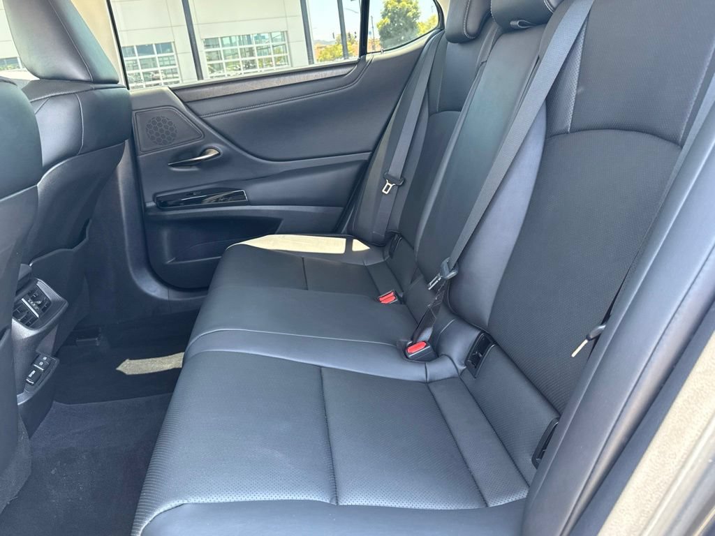 Used 2025 Lexus ES 350 w/ Premium Package FWD image 34