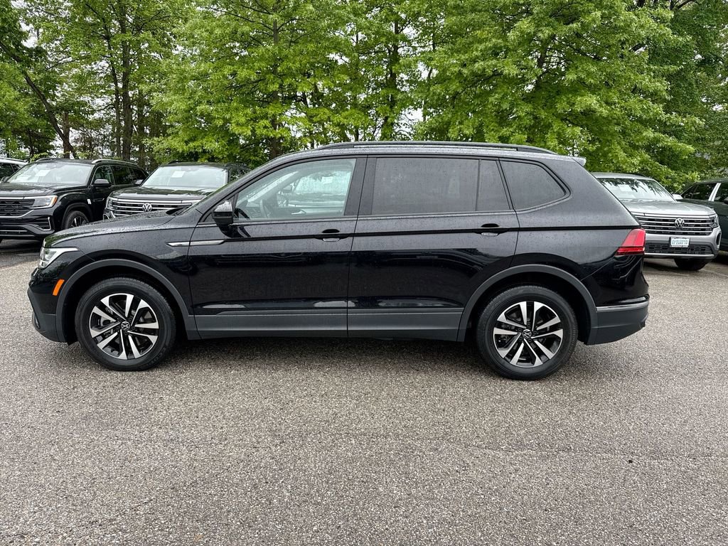 Used 2023 Volkswagen Tiguan S w/ Driver Assistance Package FWD image 5