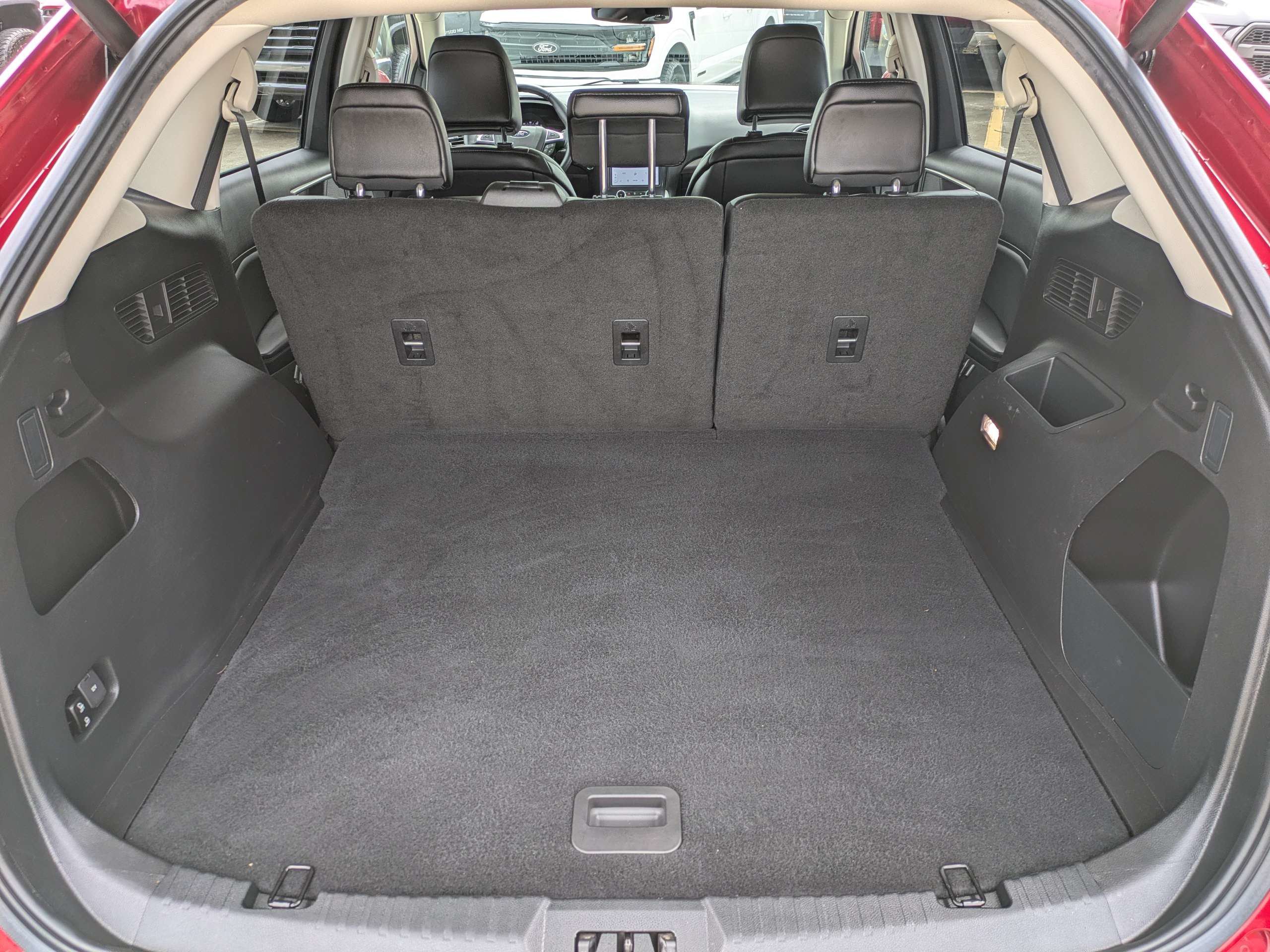 Used 2023 Ford Edge SEL w/ Convenience Package AWD/4WD image 13