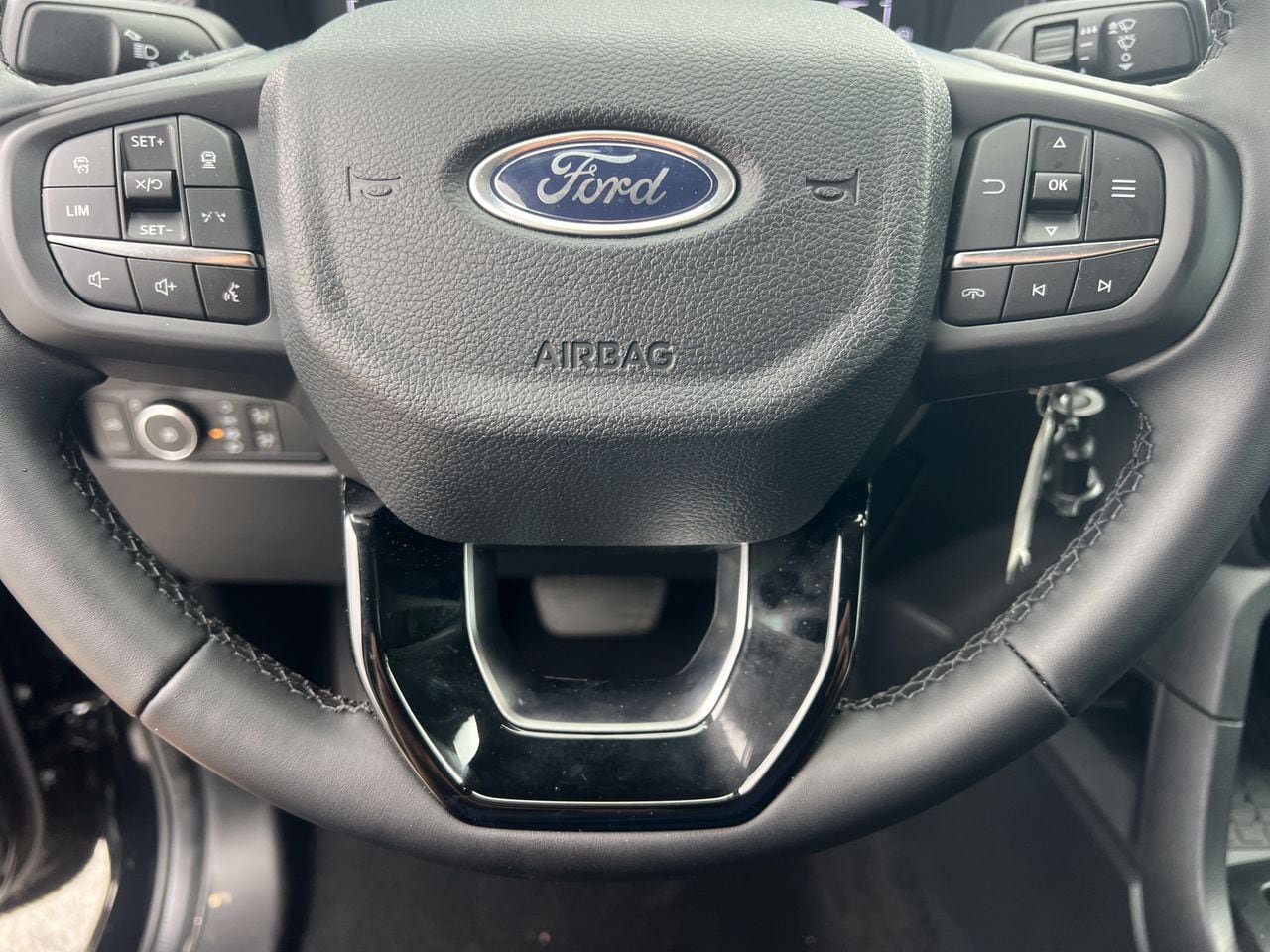 New 2026 Ford Ranger XLT w/ Technology Package RWD image 9