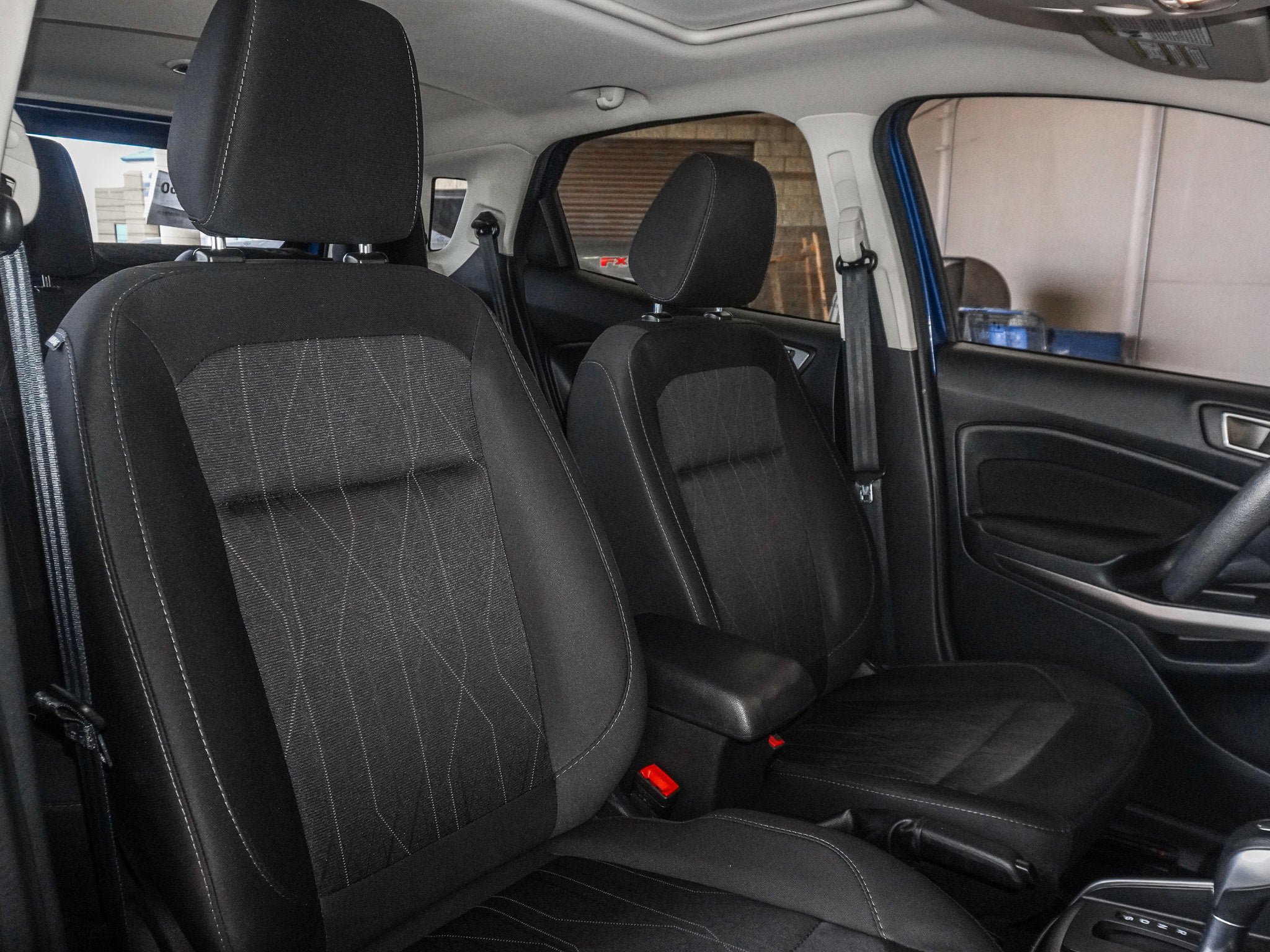 Used 2022 Ford EcoSport SE w/ SE Convenience Package image 42