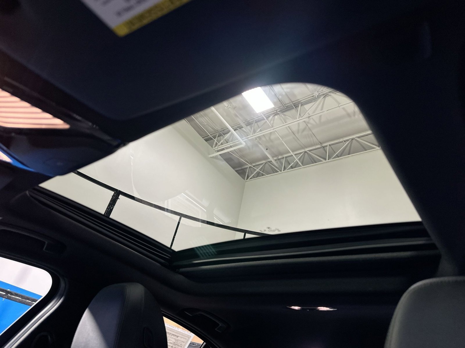 Used 2020 BMW 330i xDrive Sedan w/ Convenience Package image 35