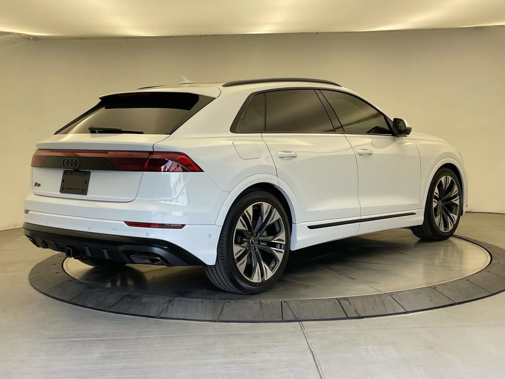 Certified 2025 Audi Q8 Prestige AWD/4WD image 7