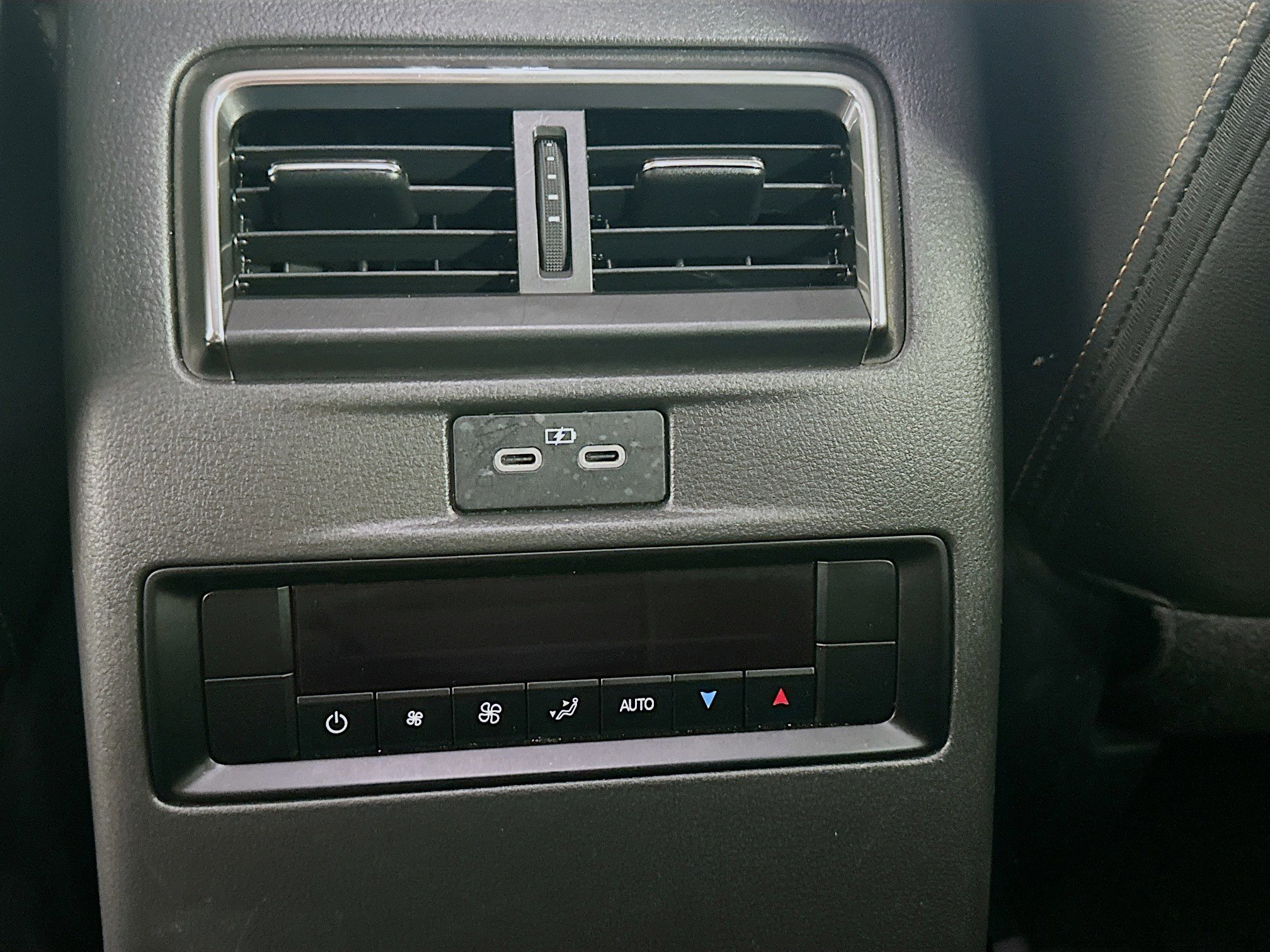 Used 2025 MAZDA CX-90 3.3 Turbo w/ Preferred Package image 29