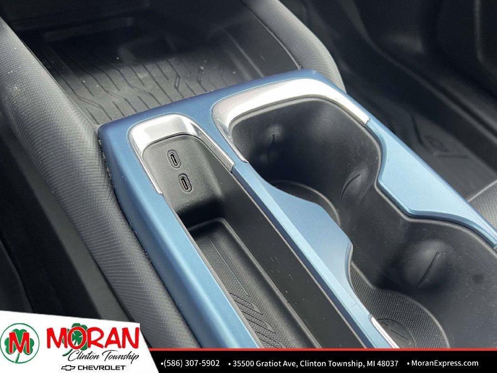 Used 2024 Chevrolet Equinox EV LT FWD image 24