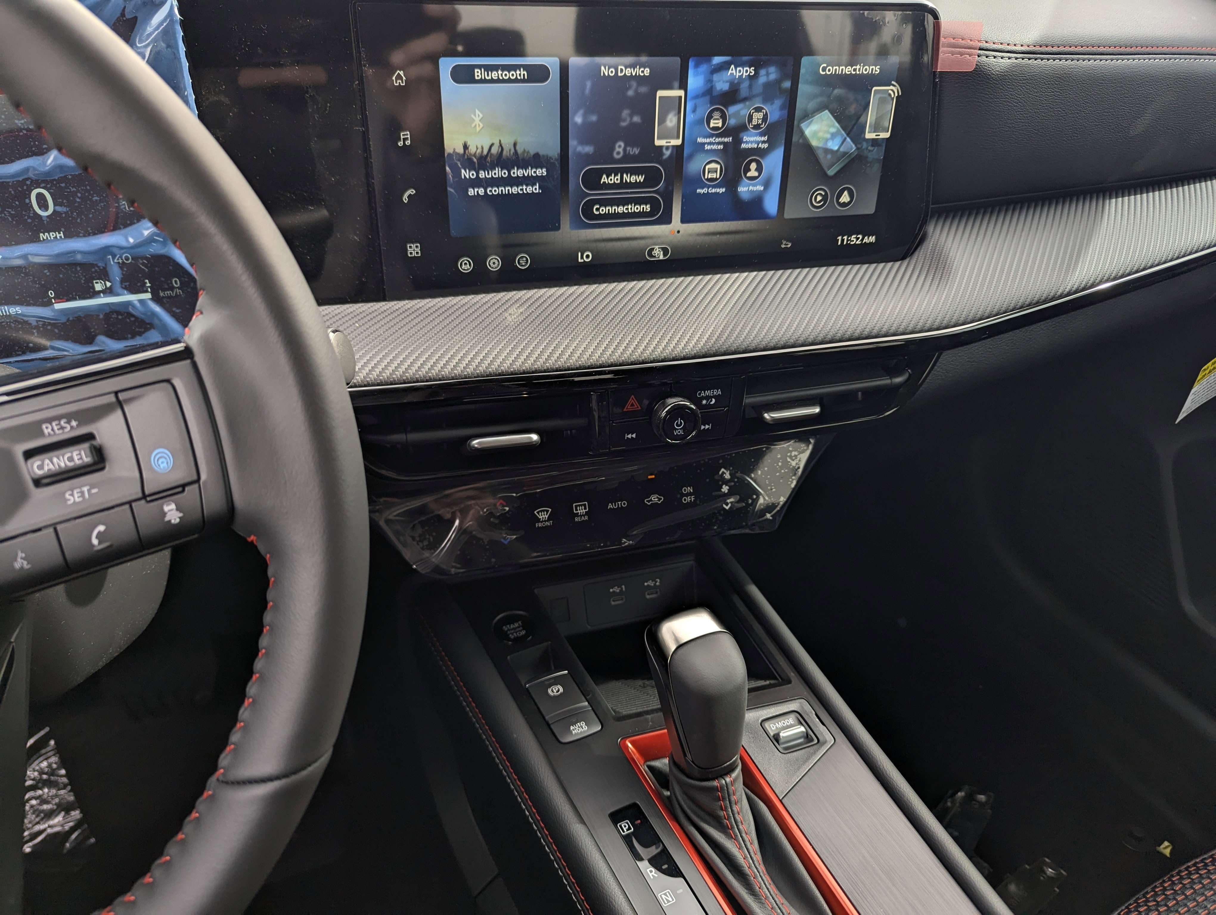 New 2026 Nissan Kicks SR image 10