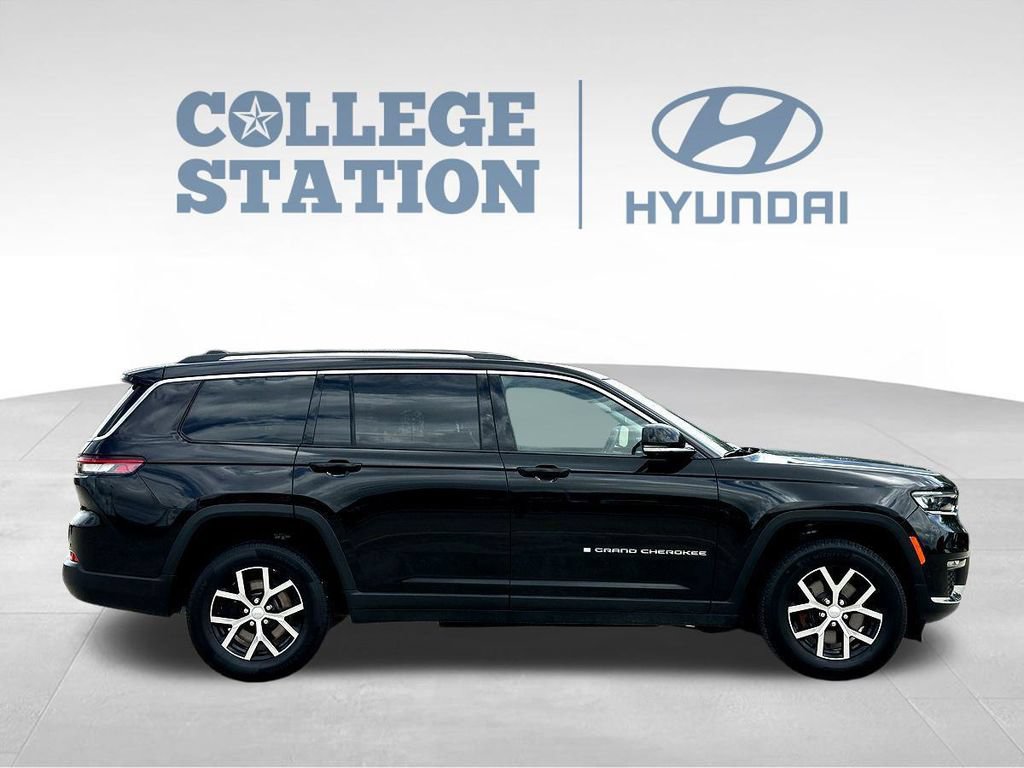 Used 2023 Jeep Grand Cherokee L Limited w/ Luxury Tech Group II RWD image 8