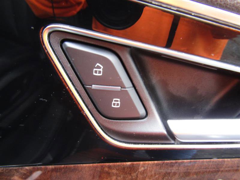 Used 2018 Audi Q7 3.0T Premium Plus image 42