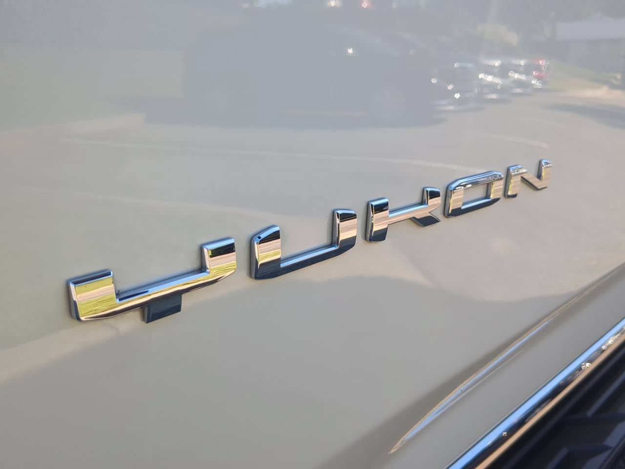 Used 2023 GMC Yukon XL SLT w/ SLT Luxury Package AWD/4WD image 32