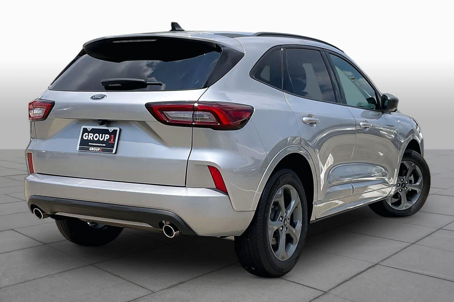 Used 2023 Ford Escape ST-Line AWD/4WD image 12