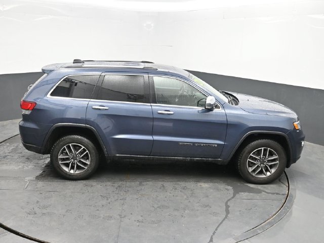 Used 2021 Jeep Grand Cherokee Limited AWD/4WD image 39