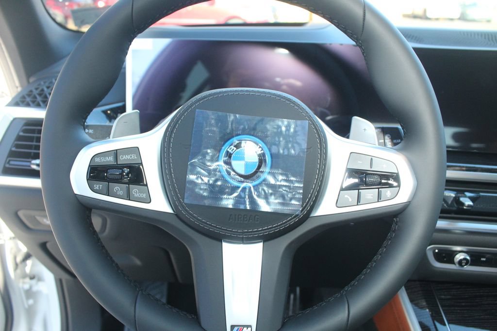 Used 2026 BMW X5 xDrive50e w/ M Sport Package AWD/4WD image 15