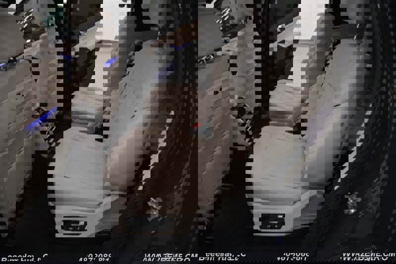 Used 2022 BMW ALPINA XB7 image 27