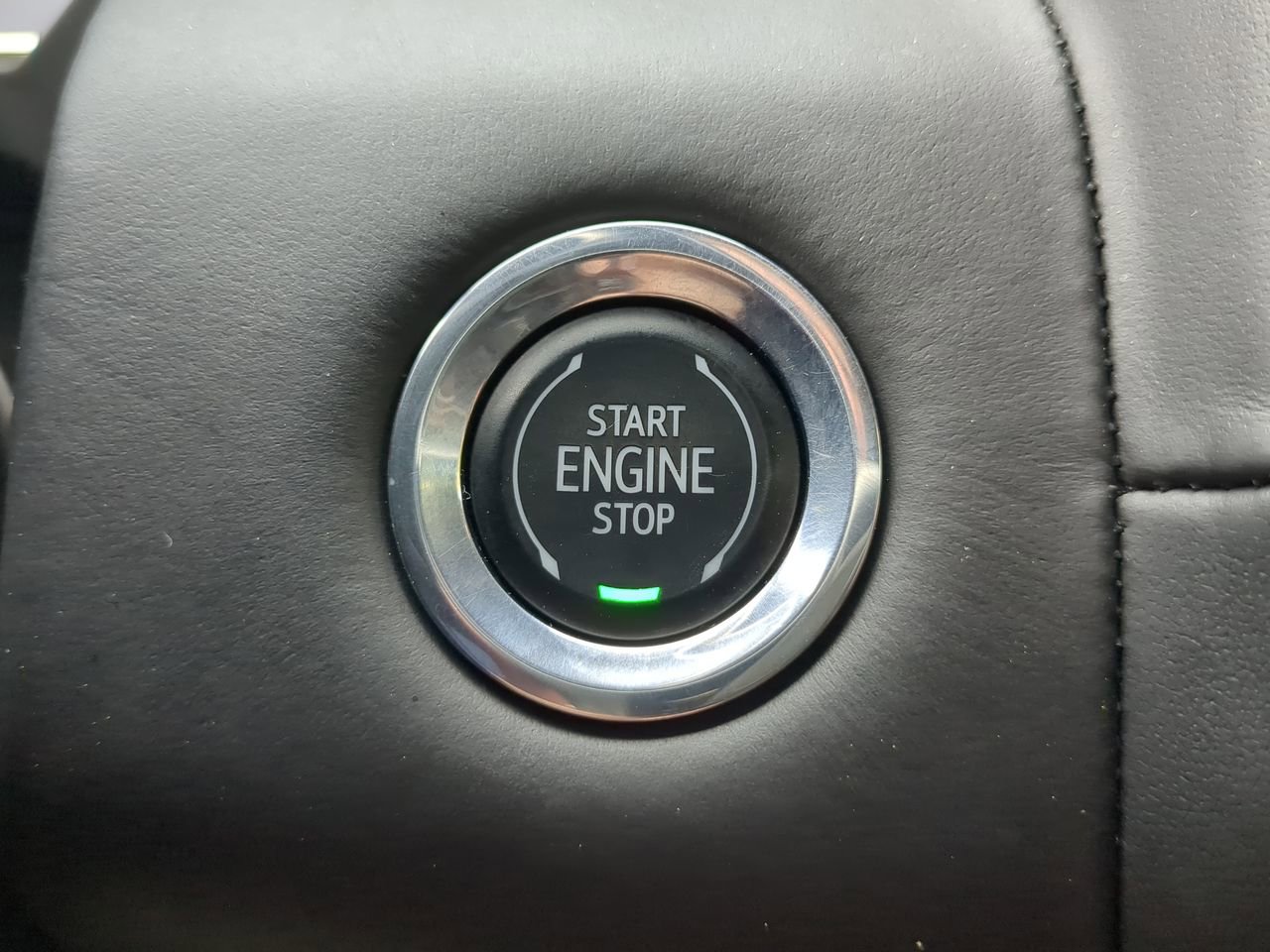 Used 2023 GMC Yukon XL Denali Ultimate image 27