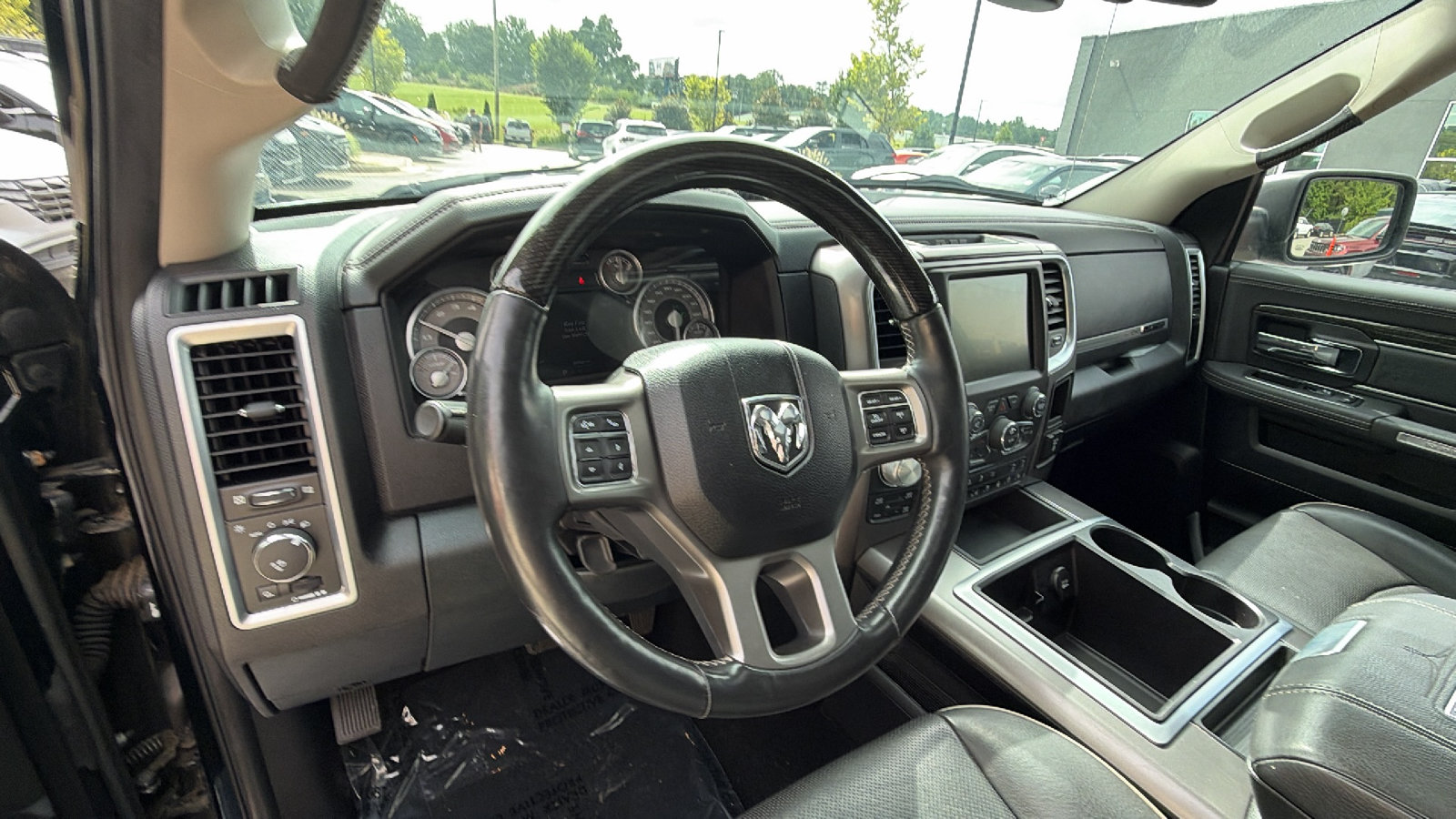 Used 2015 RAM 1500 Limited AWD/4WD image 24