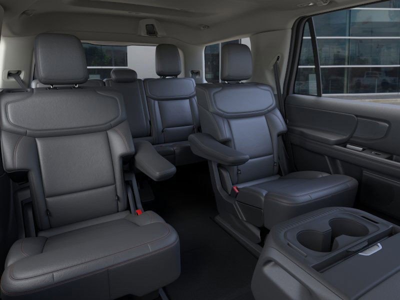 New 2025 Ford Expedition Active RWD image 11